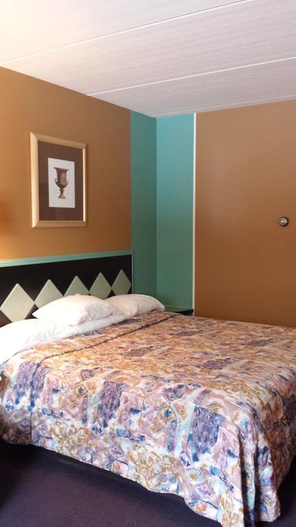Manor Motel Minooka Eksteriør billede