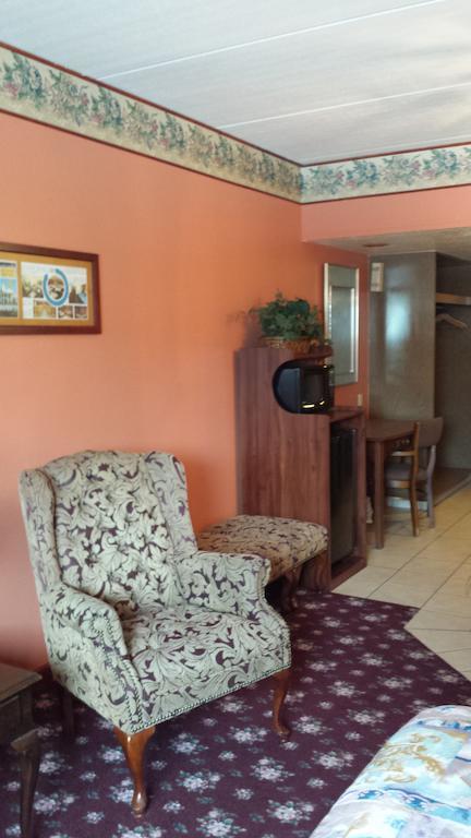 Manor Motel Minooka Eksteriør billede
